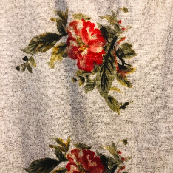 Floral rose sweat  style long shirt - Picture 2 of 3